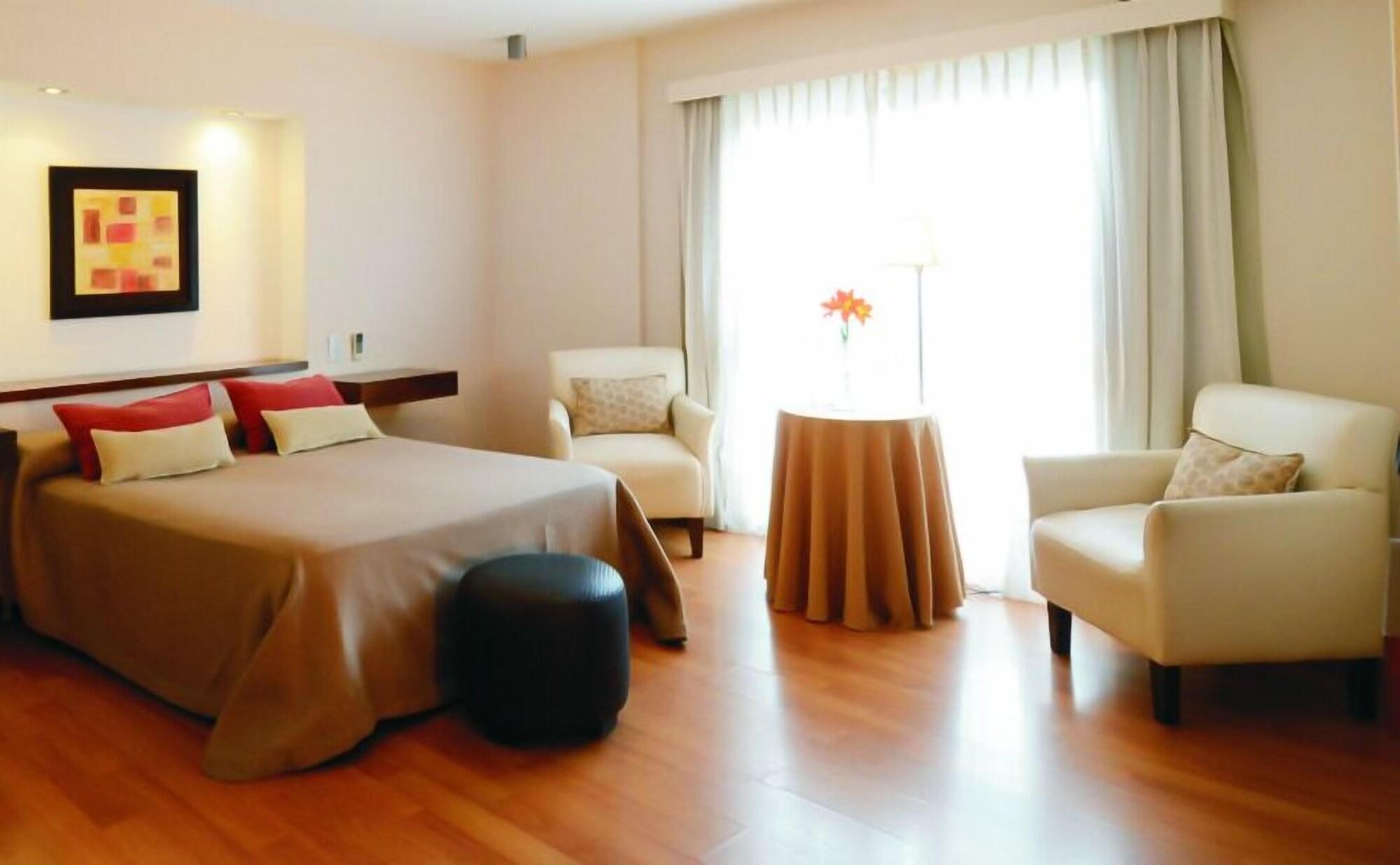 Santa Cecilia Resort & Spa Вила Карлос Пас Екстериор снимка